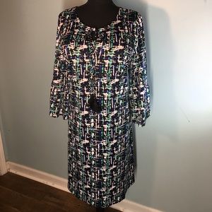 NWT - Avenue Dress - Size 18/20.